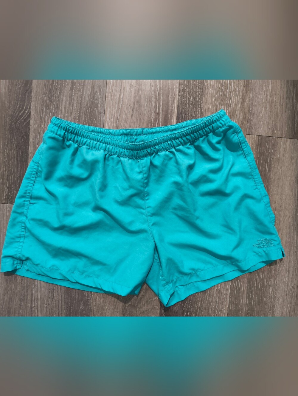 The North Face Women's Light Teal Athletic Elastic-Waist Shorts